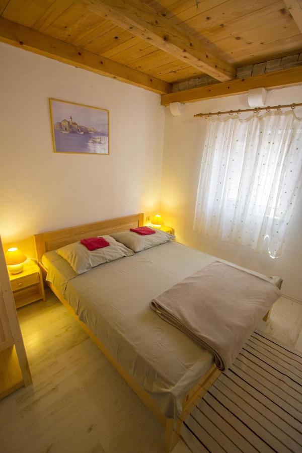Seaside Secluded Apartments Cove Skozanje, Hvar - 5713 Gdinj Buitenkant foto